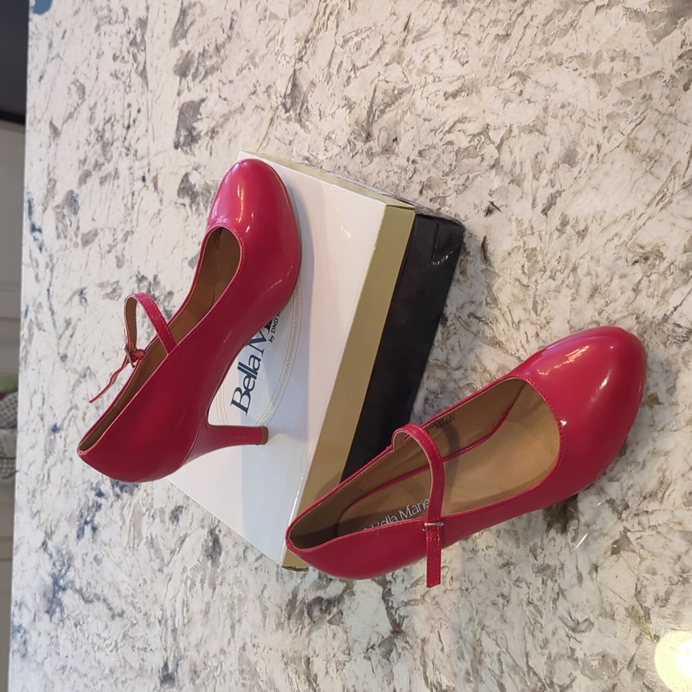 NIB: Bella Marie Vintage Inspired Helena-43 Red Patent Leather Heels 👠